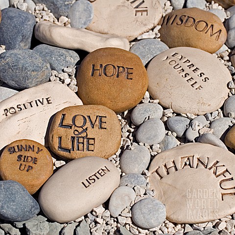 ENGRAVED_STONES_WITH_POSITIVE_MESSAGES